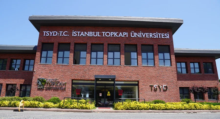 جامعة إسطنبول توبكابي
