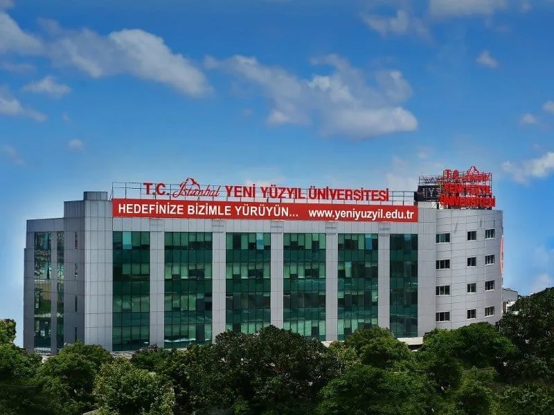 جامعة إسطنبول يني يوزيل